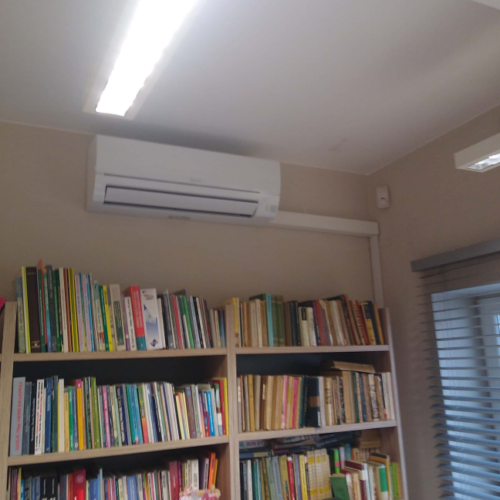 Montaż klimatyzacji do biura w bibliotece - Rozprza
